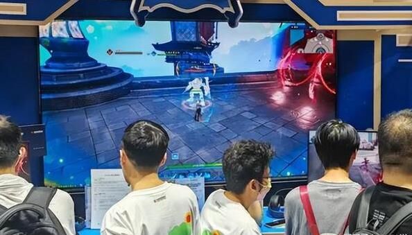 女王跨服有称号吗